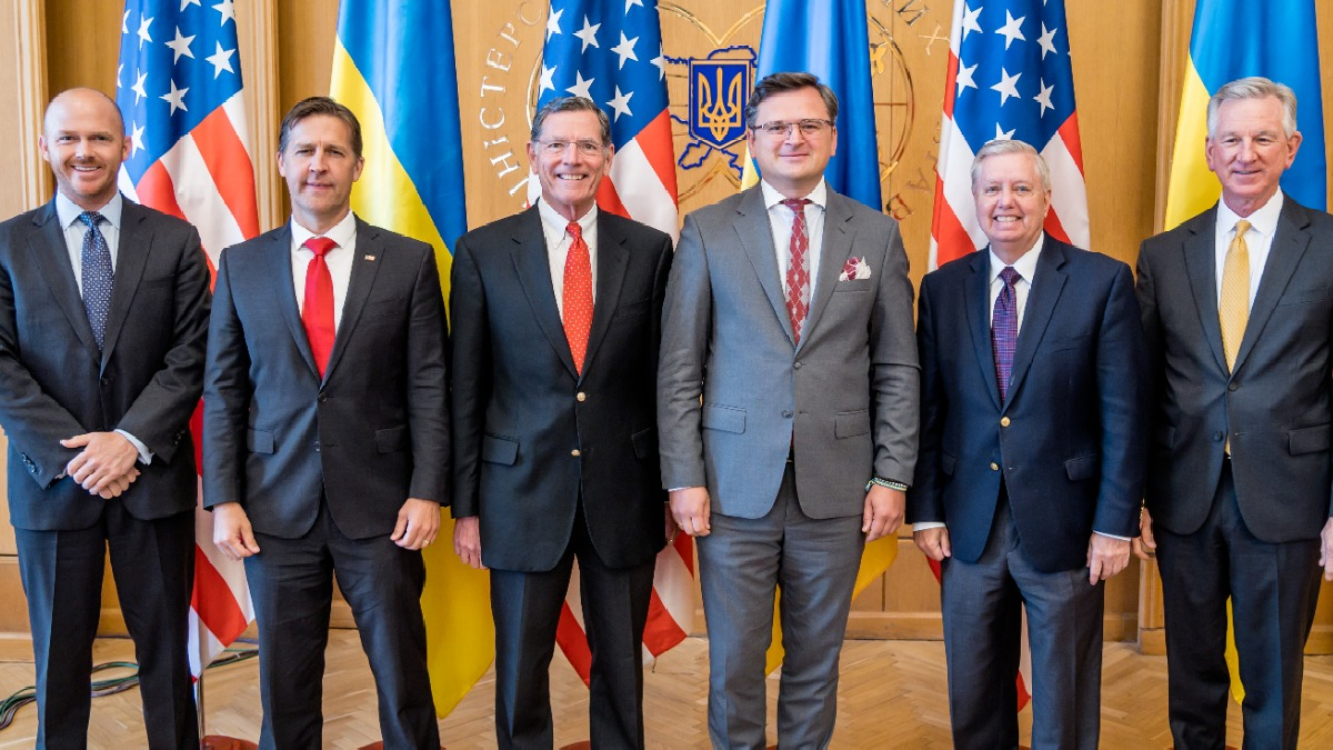 Глава МИД Украины и Конгресс США обсудили очередную волну незаконных обысков и задержаний в оккупированном Крыму